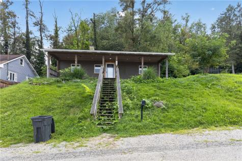 1118 Woodland Avenue Port Vue PA 15133
