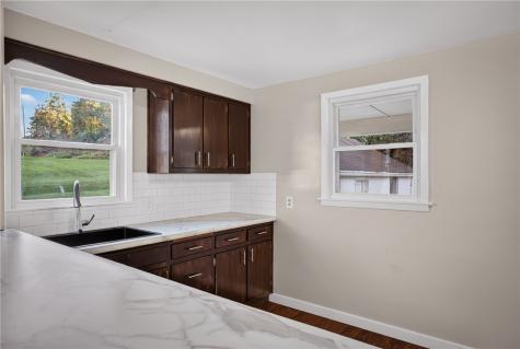 627 Mcgowan Avenue West Mifflin PA 15122