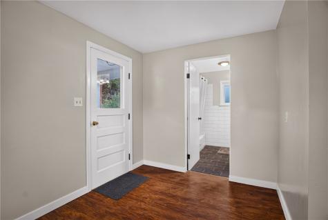 627 Mcgowan Avenue West Mifflin PA 15122