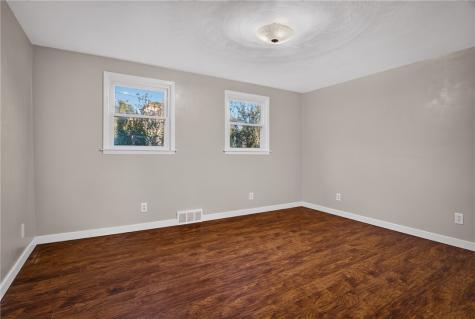 627 Mcgowan Avenue West Mifflin PA 15122