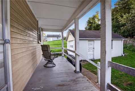 627 Mcgowan Avenue West Mifflin PA 15122