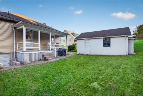627 Mcgowan Avenue West Mifflin PA 15122