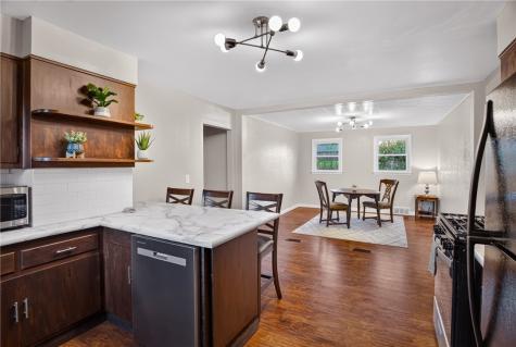 627 Mcgowan Avenue West Mifflin PA 15122
