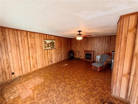 210 W 12th Avenue Tarentum PA 15084