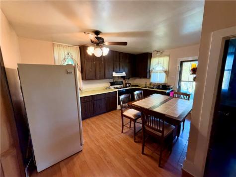 210 W 12th Avenue Tarentum PA 15084