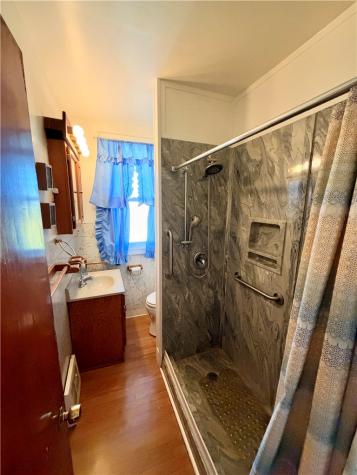 210 W 12th Avenue Tarentum PA 15084