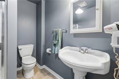 1405 Rolling Acres Road Unity Township PA 15650