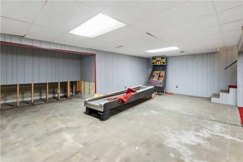 1405 Rolling Acres Road Unity Township PA 15650