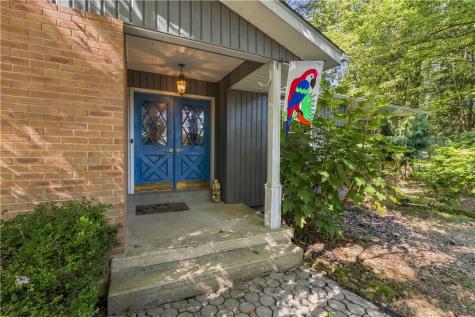 1405 Rolling Acres Road Unity Township PA 15650