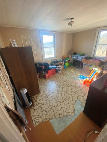 46 Main Street Mcclellandtown PA 15458