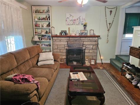 440 W Water Street Slippery Rock Boro PA 16057