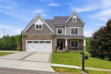 1900 Oakhurst Drive Mccandless PA 15101