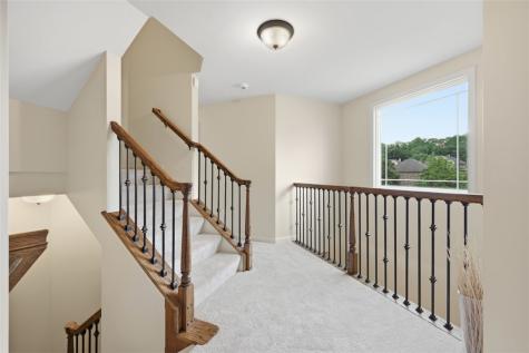 1900 Oakhurst Drive Mccandless PA 15101