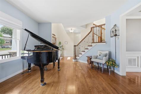 1900 Oakhurst Drive Mccandless PA 15101