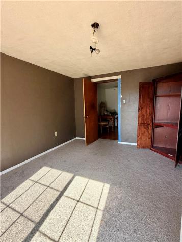 271 Kohen Street Brookline PA 15234