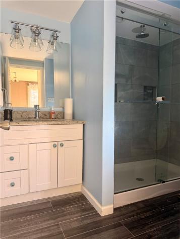 271 Kohen Street Brookline PA 15234