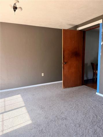 271 Kohen Street Brookline PA 15234