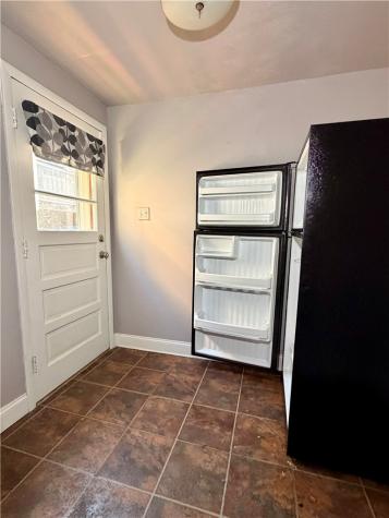 271 Kohen Street Brookline PA 15234