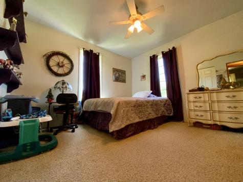 141 Upper Service Road Green Township PA 15050