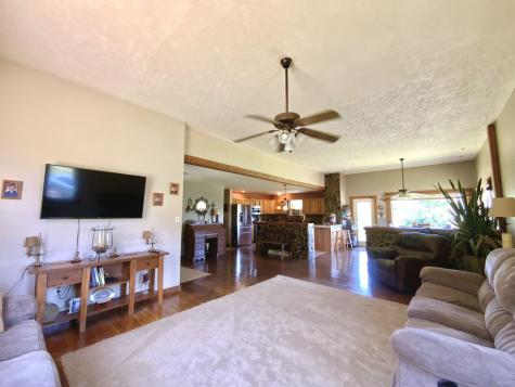 141 Upper Service Road Green Township PA 15050