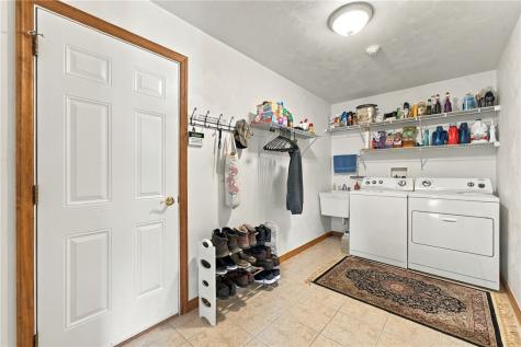 512 Birchwood Court Unity Township PA 15650