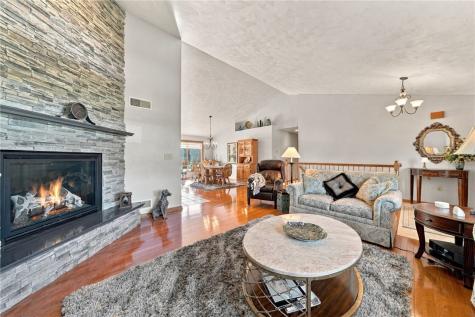 512 Birchwood Court Unity Township PA 15650