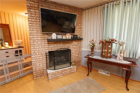 107 Hillman Park Drive Luzerne Township PA 15417