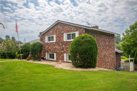 107 Hillman Park Drive Luzerne Township PA 15417