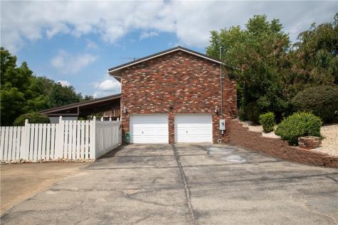 107 Hillman Park Drive Luzerne Township PA 15417