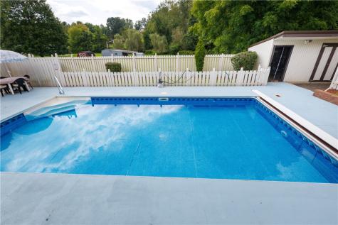107 Hillman Park Drive Luzerne Township PA 15417