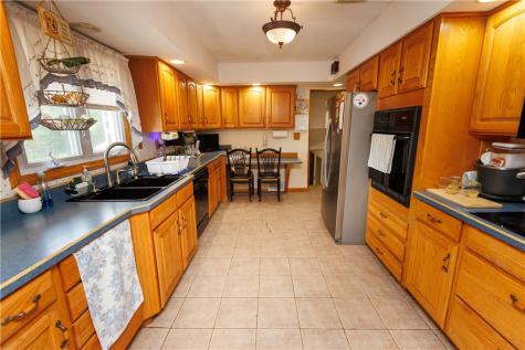 107 Hillman Park Drive Luzerne Township PA 15417