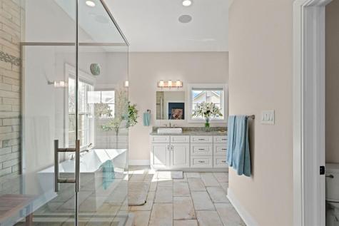 1044 Diane Lane Indiana Township PA 15024