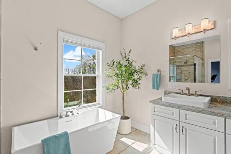 1044 Diane Lane Indiana Township PA 15024