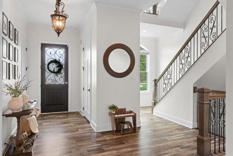 1044 Diane Lane Indiana Township PA 15024