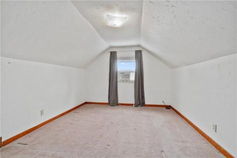 1034 Elwell Street Lincoln Place PA 15207