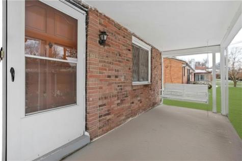 1034 Elwell Street Lincoln Place PA 15207