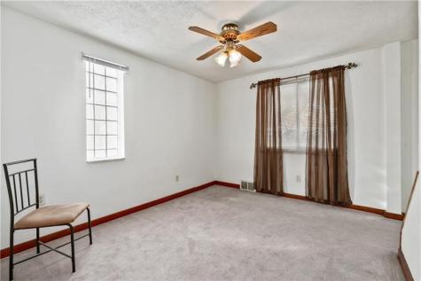 1034 Elwell Street Lincoln Place PA 15207