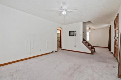 1034 Elwell Street Lincoln Place PA 15207