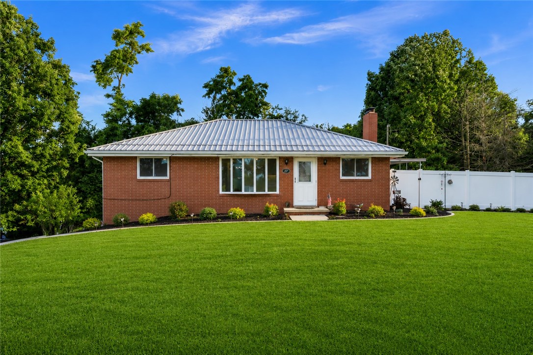 27 Washington Avenue Mt Pleasant Township PA 15340