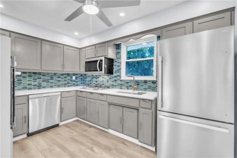 27 Washington Avenue Mt Pleasant Township PA 15340