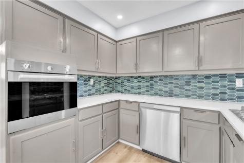 27 Washington Avenue Mt Pleasant Township PA 15340