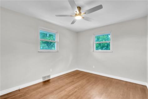 27 Washington Avenue Mt Pleasant Township PA 15340
