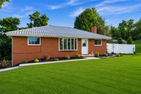 27 Washington Avenue Mt Pleasant Township PA 15340