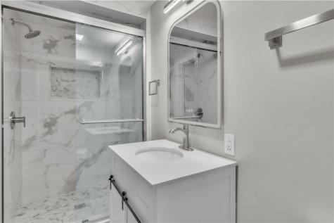 27 Washington Avenue Mt Pleasant Township PA 15340