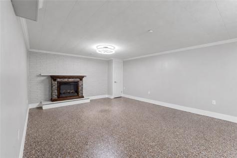 27 Washington Avenue Mt Pleasant Township PA 15340