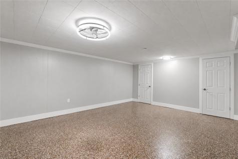 27 Washington Avenue Mt Pleasant Township PA 15340