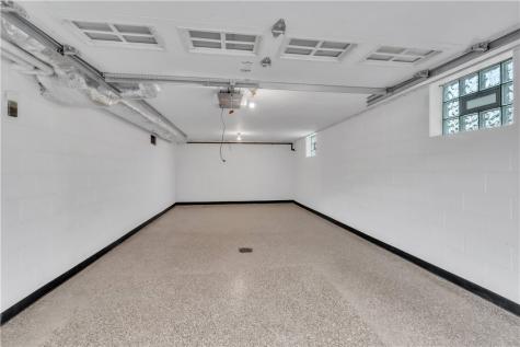 27 Washington Avenue Mt Pleasant Township PA 15340
