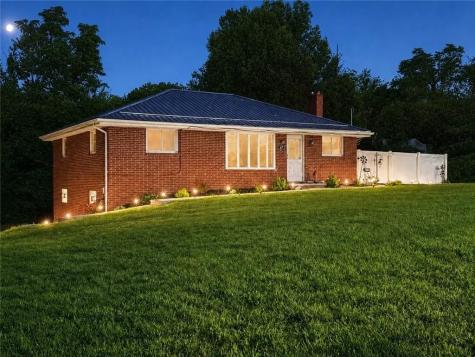 27 Washington Avenue Mt Pleasant Township PA 15340