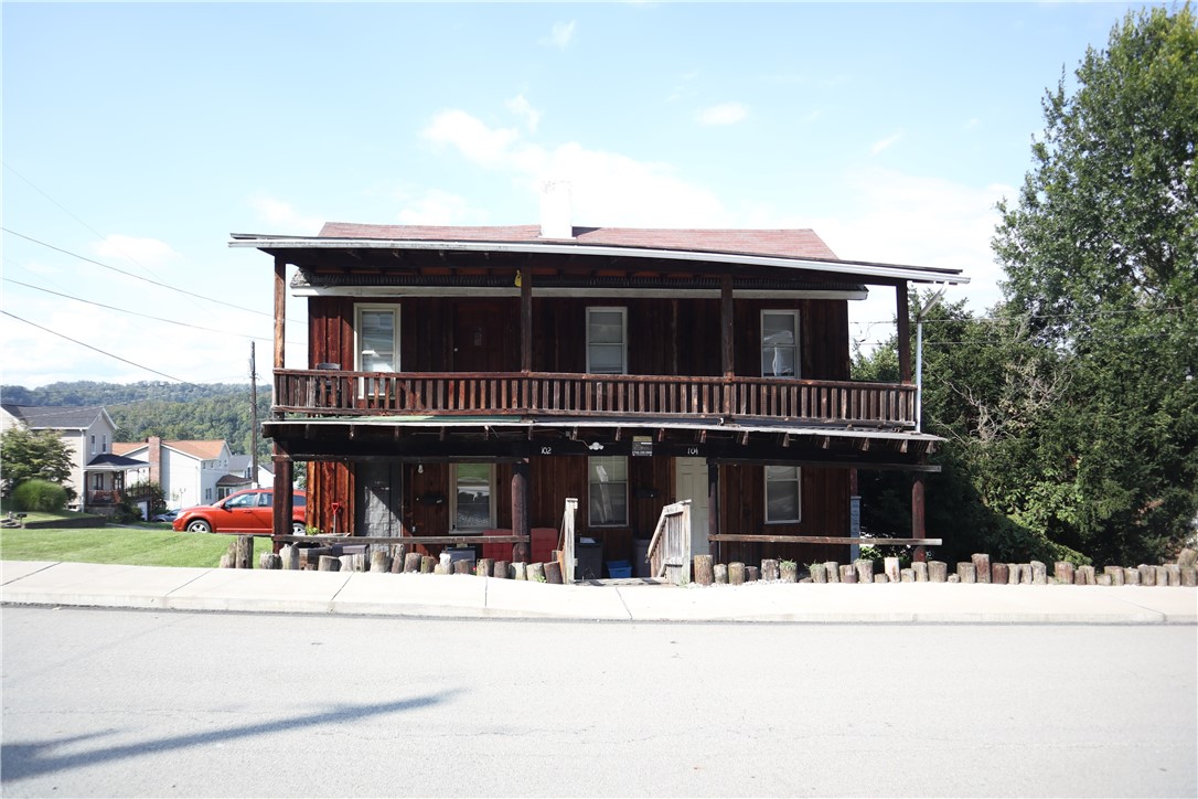 102/104 5th Street California PA 15419