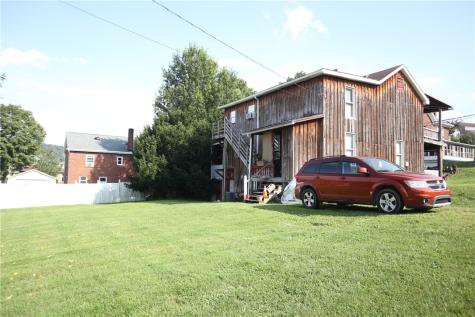 102/104 5th Street California PA 15419